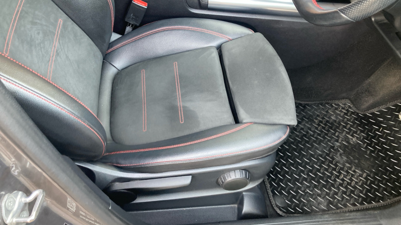 Mercedes-Benz B-Class B180 AMG Line Executive 5dr Auto Petrol Hatchback